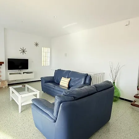 Villa Orense 5 *