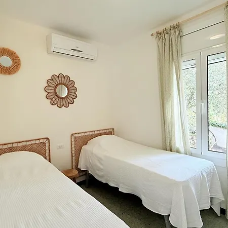 Villa Orense 5 Palau Saverdera